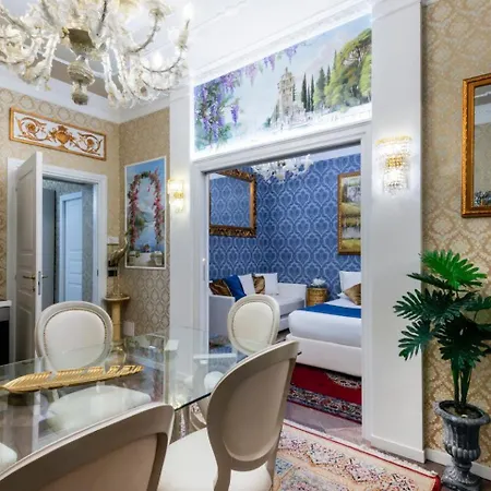 The Mansion Of Countess Rizzardi On Garda